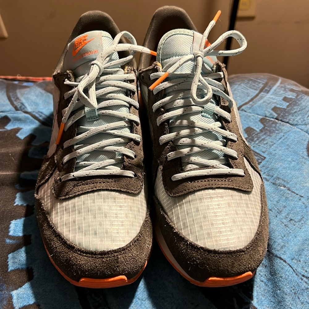 Nike Internationalist